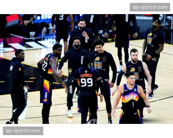 雄鹿限制太阳三分命中率 防守策略执行到位